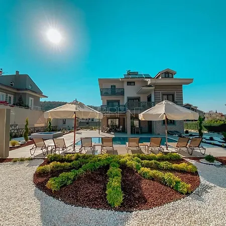 Villa Ata1 *