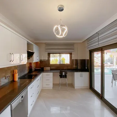 Ata1 Villa *